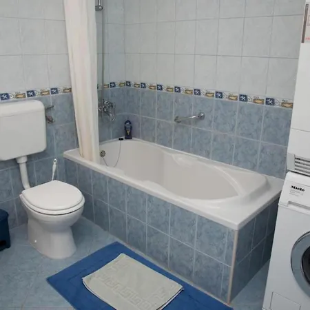 Spacious And Tranquil With Shared Pool - Two Bedroom With Shared Pool Daire *