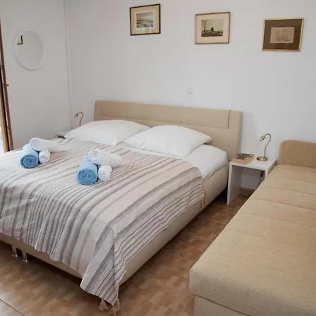 Spacious And Tranquil With Shared Pool - Two Bedroom With Shared Pool Hvar Town